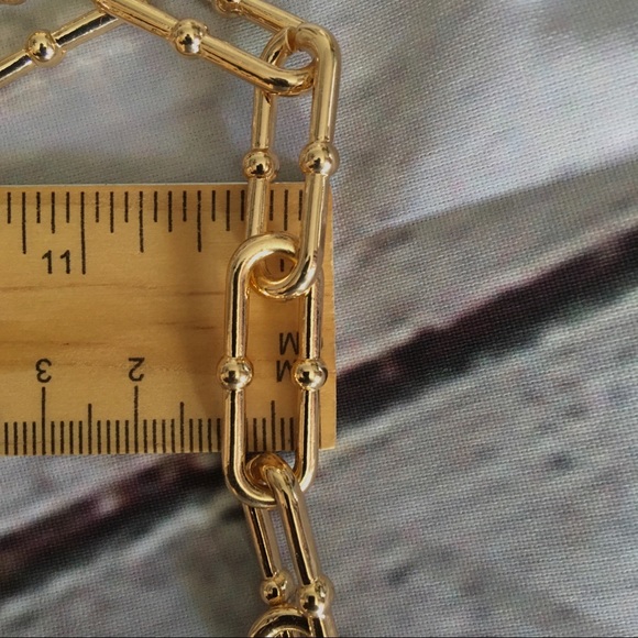 TRENDY GOLD TONE CHOCKER GEOMETRIC STYLE CHAIN - Picture 5 of 7